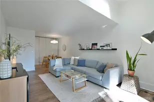 6236 NE 137th Pl, Redmond, WA 98052 - Photo 3