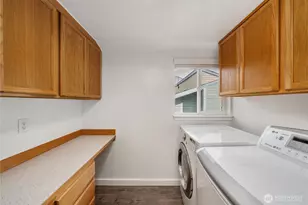 14401 SE Petrovitsky Rd, Renton, WA 98058 - Photo 11