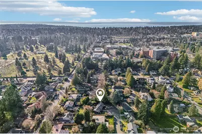 11537 Corliss Avenue N, Seattle, WA 98133 - Photo 39