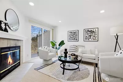 12740 NE 10th Place #E303, Bellevue, WA 98005 - Photo 1