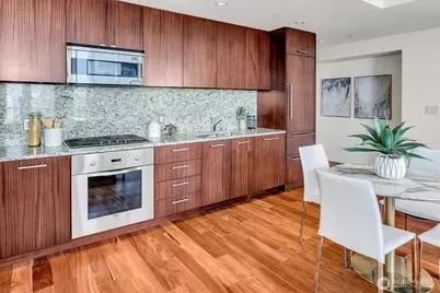 10700 NE 4th Street #2608, Bellevue, WA 98004 - Photo 9