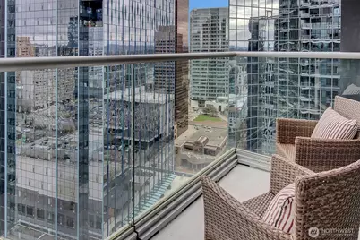 10700 NE 4th Street #2608, Bellevue, WA 98004 - Photo 21