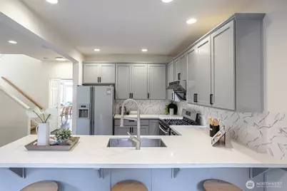 11317 NE 117th Street, Kirkland, WA 98034 - Photo 11