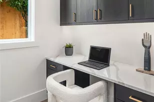 16544 SE 28th St, Bellevue, WA 98008 - Photo 13