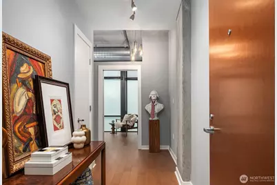 2720 3rd Avenue #405, Seattle, WA 98121 - Photo 5