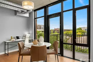 2720 3rd Ave, Seattle, WA 98121 - Photo 11