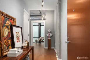 2720 3rd Ave, Seattle, WA 98121 - Photo 5
