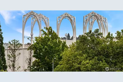 2720 3rd Avenue #405, Seattle, WA 98121 - Photo 27