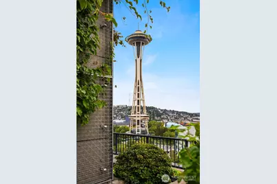 2720 3rd Avenue #405, Seattle, WA 98121 - Photo 31