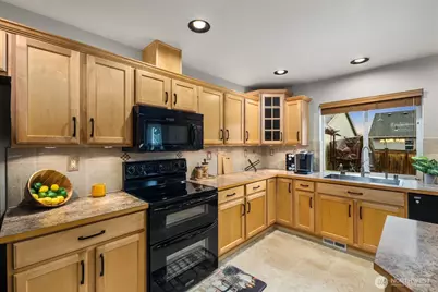 5915 121st Street SE, Snohomish, WA 98296 - Photo 9