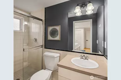 1416 6th Avenue N, Seattle, WA 98109 - Photo 21