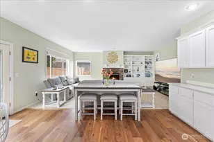 7041 Eagle Lake Dr SE, Snoqualmie, WA 98065 - Photo 11