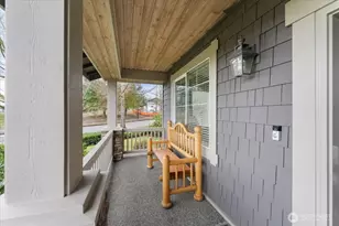 7041 Eagle Lake Dr SE, Snoqualmie, WA 98065 - Photo 3