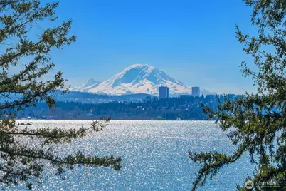 7615 NE Champagne Point Place, Kirkland, WA 98034 - Photo 9