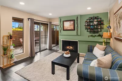 11510 NE 128th Street #8, Kirkland, WA 98034 - Photo 7