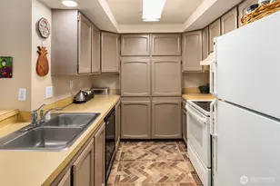 11510 NE 128th St, Kirkland, WA 98034 - Photo 5