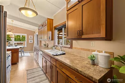 18820 48th Avenue W, Lynnwood, WA 98036 - Photo 13