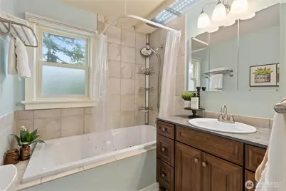 21522 92nd Avenue W, Edmonds, WA 98020 - Photo 19