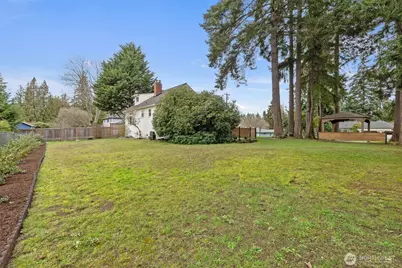 21522 92nd Avenue W, Edmonds, WA 98020 - Photo 35