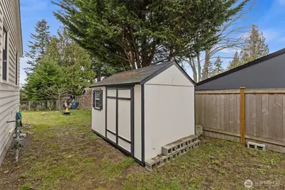 21522 92nd Avenue W, Edmonds, WA 98020 - Photo 33