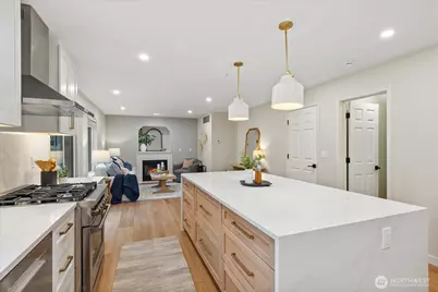 20049 Wallingford Avenue N, Shoreline, WA 98133 - Photo 11