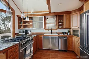 2282 Whidbey Shores Rd, Langley, WA 98260 - Photo 9