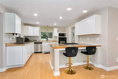 11923 207th Avenue E, Bonney Lake, WA 98391 - Photo 17