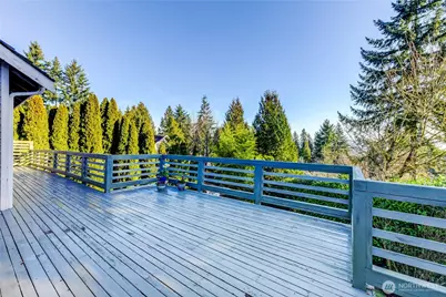 15728 NE 61st Ct, Redmond, WA 98052 - Photo 9