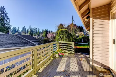 15728 NE 61st Ct, Redmond, WA 98052 - Photo 11
