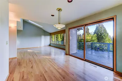 15728 NE 61st Ct, Redmond, WA 98052 - Photo 7