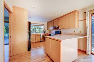 15728 NE 61st Ct, Redmond, WA 98052 - Photo 19