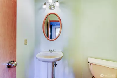 15728 NE 61st Ct, Redmond, WA 98052 - Photo 17