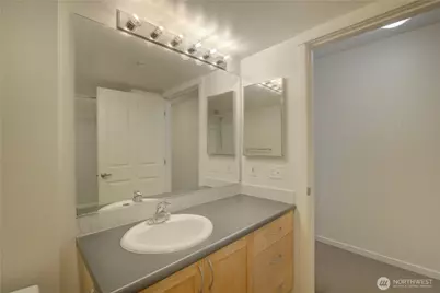 111 108th Avenue NE #A215, Bellevue, WA 98004 - Photo 15