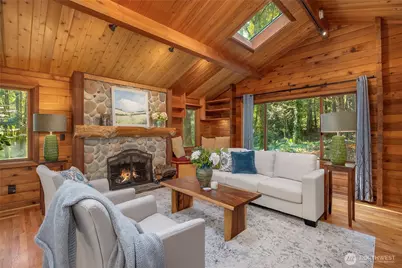 10750 N Madison Avenue NE, Bainbridge Island, WA 98110 - Photo 5