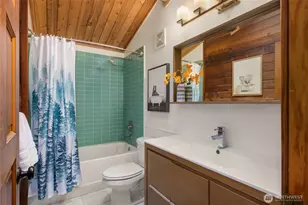 10750 N Madison Ave NE, Bainbridge Island, WA 98110 - Photo 19