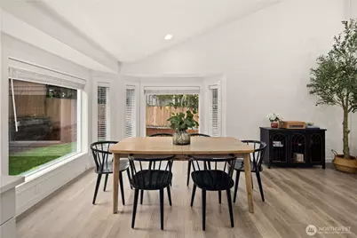 23011 SE Lake Wilderness Drive, Maple Valley, WA 98038 - Photo 17