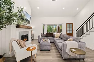 23011 SE Lake Wilderness Dr, Maple Valley, WA 98038 - Photo 9