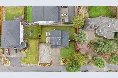 23011 SE Lake Wilderness Drive, Maple Valley, WA 98038 - Photo 31