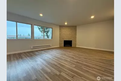 9623 S 248th #B11, Kent, WA 98030 - Photo 3