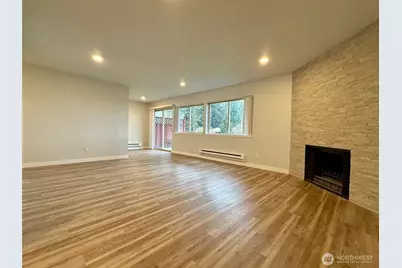 9623 S 248th #B11, Kent, WA 98030 - Photo 1