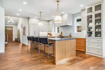 8110 Shirley Avenue, Gig Harbor, WA 98332 - Photo 5