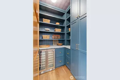 8110 Shirley Avenue, Gig Harbor, WA 98332 - Photo 7