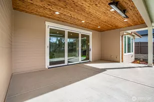 8110 Shirley Ave, Gig Harbor, WA 98332 - Photo 13