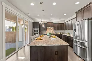 610 Field Pl NE, Renton, WA 98059 - Photo 9