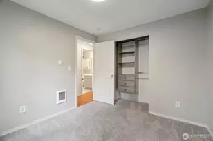 12804 NE 8th Pl, Vancouver, WA 98684 - Photo 17