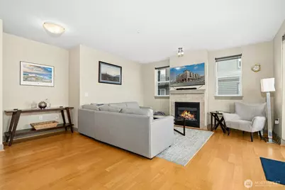 1880 25th Avenue NE #314, Issaquah, WA 98029 - Photo 5