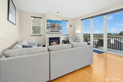 1880 25th Avenue NE #314, Issaquah, WA 98029 - Photo 7