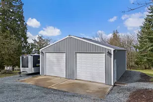 10411 238th St E, Graham, WA 98338 - Photo 3