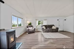 10411 238th St E, Graham, WA 98338 - Photo 7