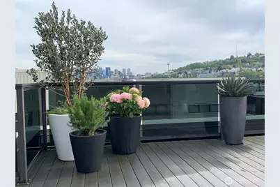 1760 N Northlake Way #521, Seattle, WA 98103 - Photo 31